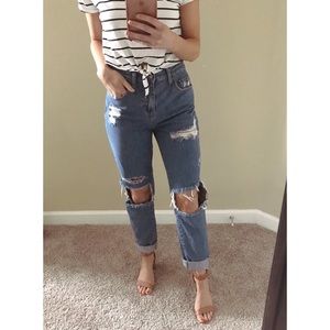 BOYFRIEND JEANS